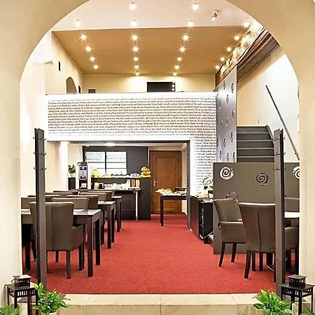 Hotel U Hada 3*