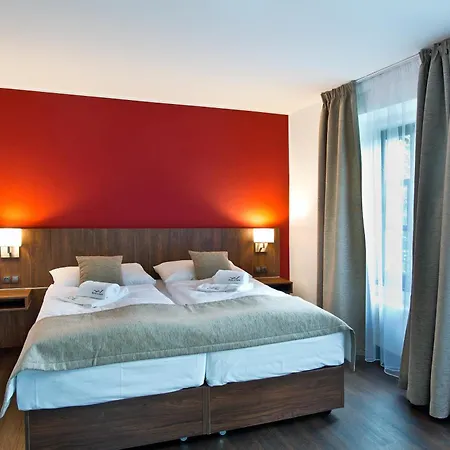 U Hada Hotel 3*